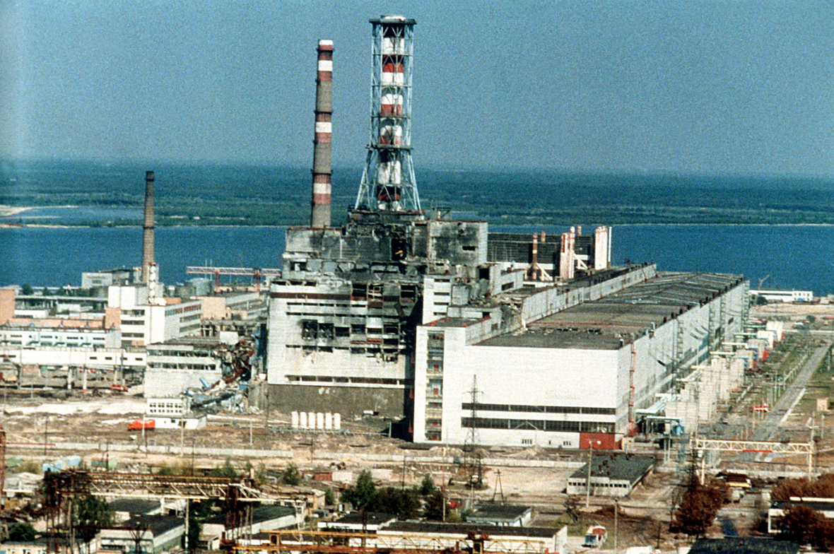 Das Bild vom 28.05.1986 zeigt das stark beschädigte Kernkraftwerk in Tschernobyl nach dem Unglück vom 26.04.1986. Am 26.04.1986 zerstörte eine schwere Explosion den Reaktorblock II des Kernkraftwerks Tschernobyl.